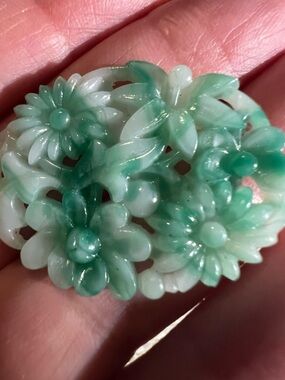 Rare Vintage Green Jadeite Jade & White Floral Carved Stone